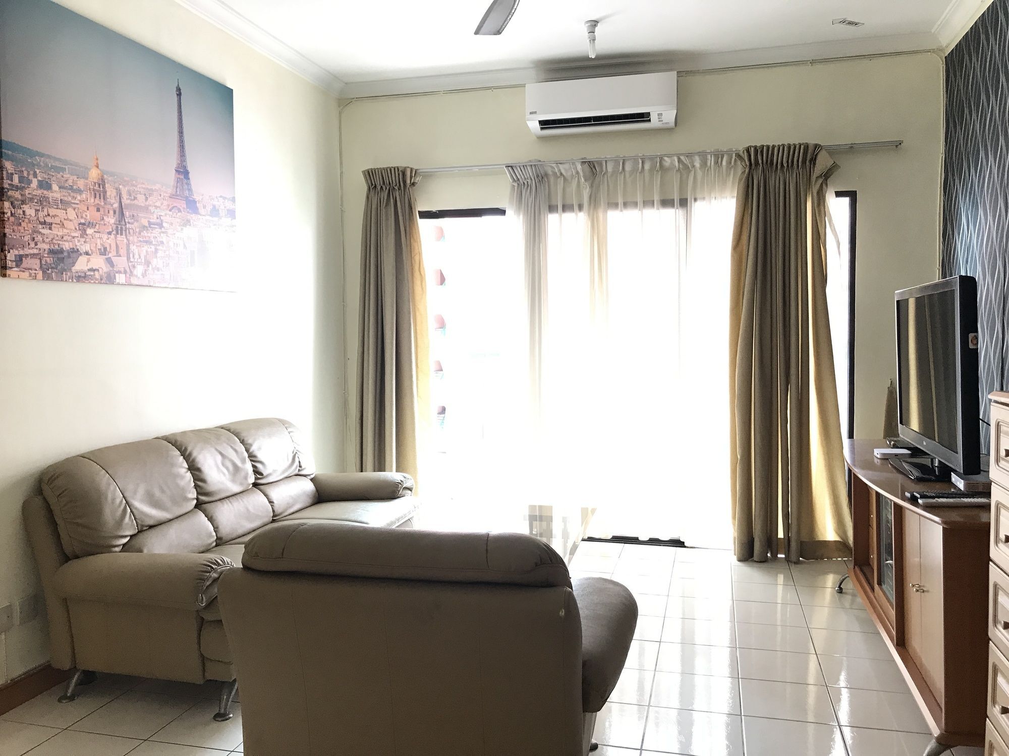 Sunset & Seaview Vacation Condos At Marina Court Resort Condo Kota Kinabalu Eksteriør billede